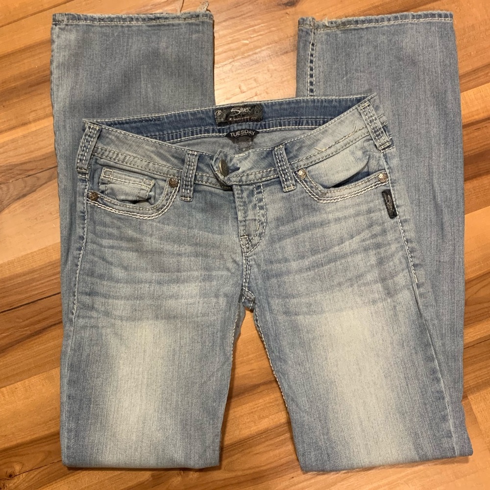 Silver Tuesday Light Jeans